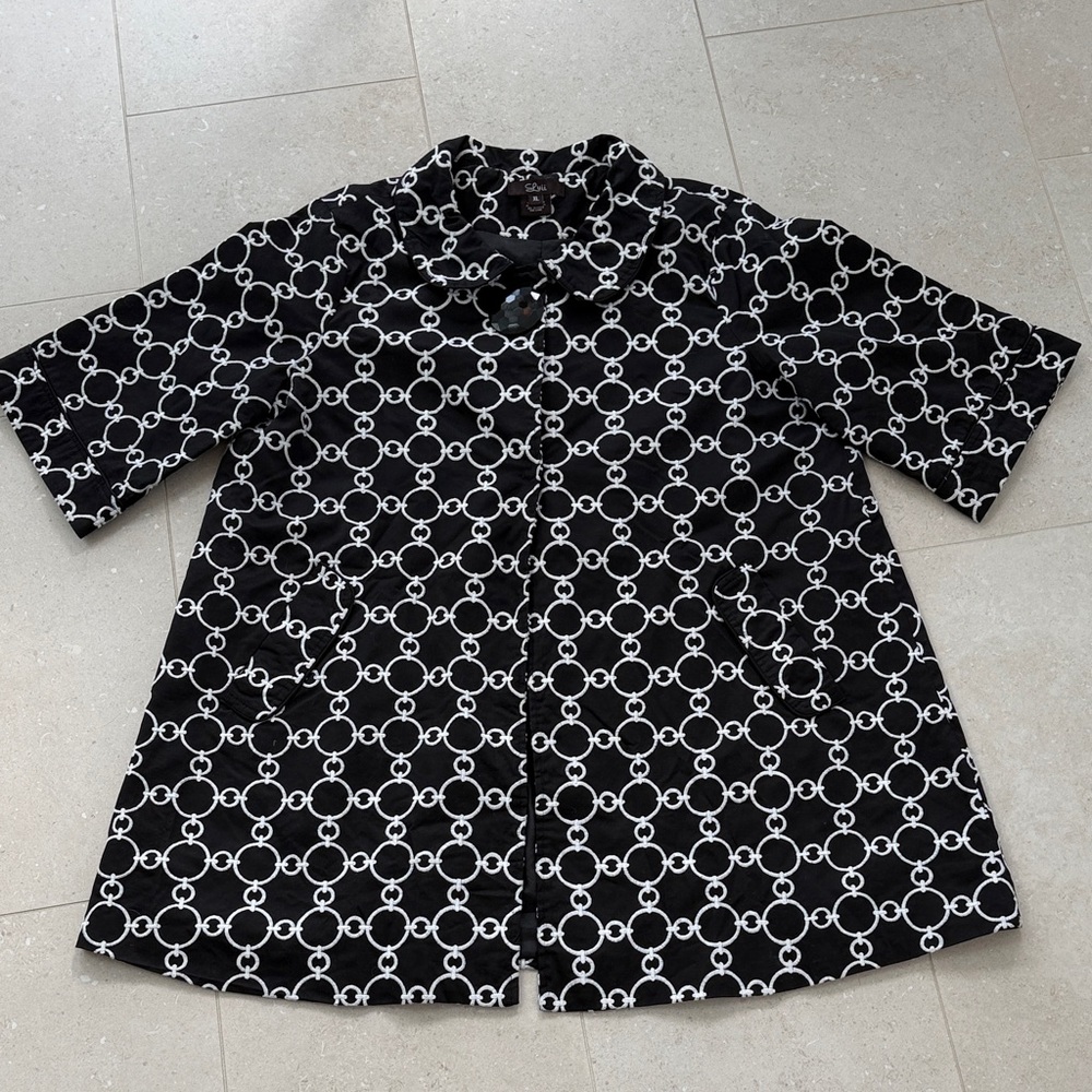 Anthropologie Luii Black and White Circle Pattern Jacket